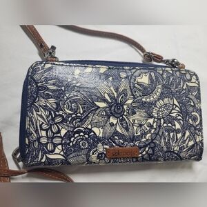 Sakroots Blue and Cream Floral Women's Bag